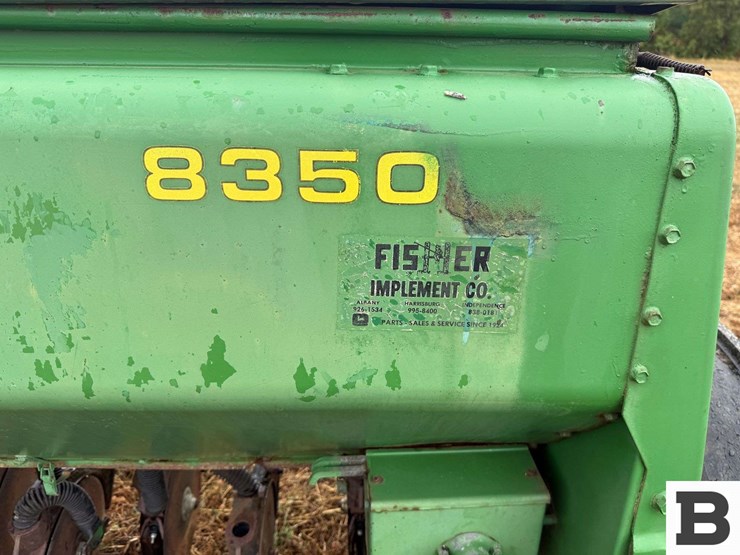 john-deere-8350-image-33