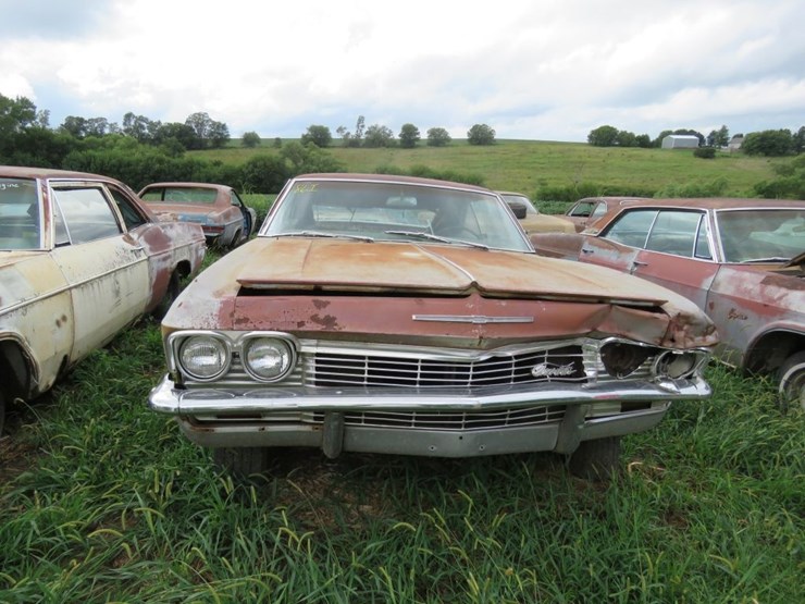 1965-chevrolet-impala-2dr-ht-image-2