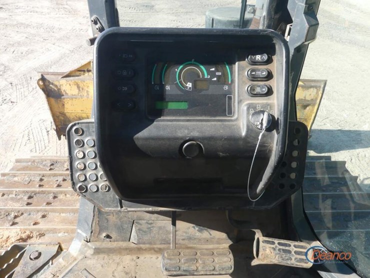 2007-komatsu-d51px-22-image-14