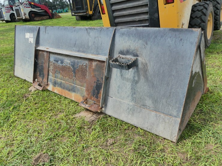 2015-caterpillar-262d-image-19