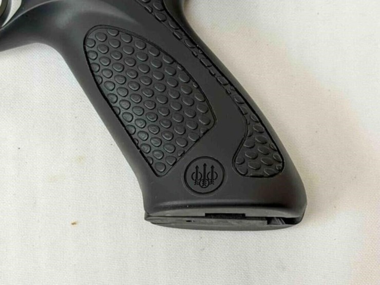 beretta-u22-neos-22lr-pistol-image-11