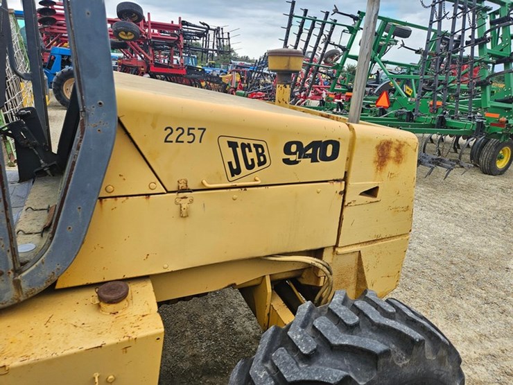 jcb-940-image-15