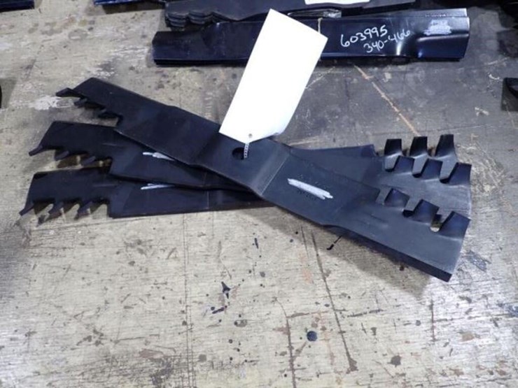 qty-of-(3)-new-gator-lawn-mower-blades-image-2