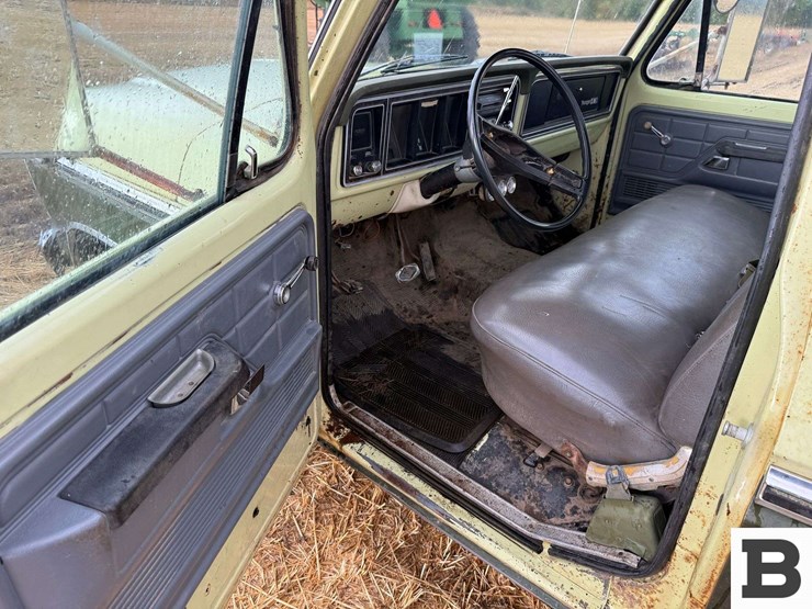1976-ford-f350-image-34