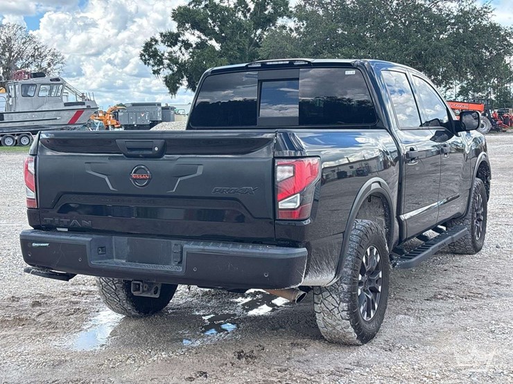 2021-nissan-titan-image-4
