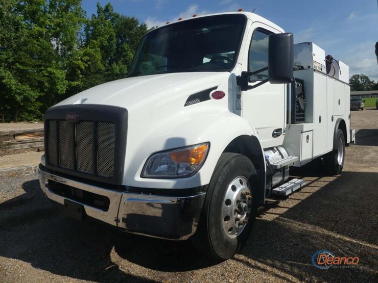 2024-peterbilt-536-image-21
