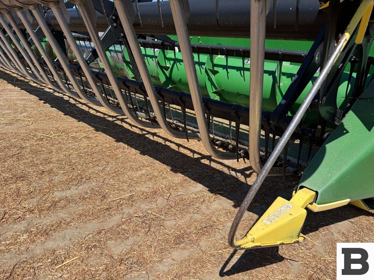 2012-john-deere-625f-image-12
