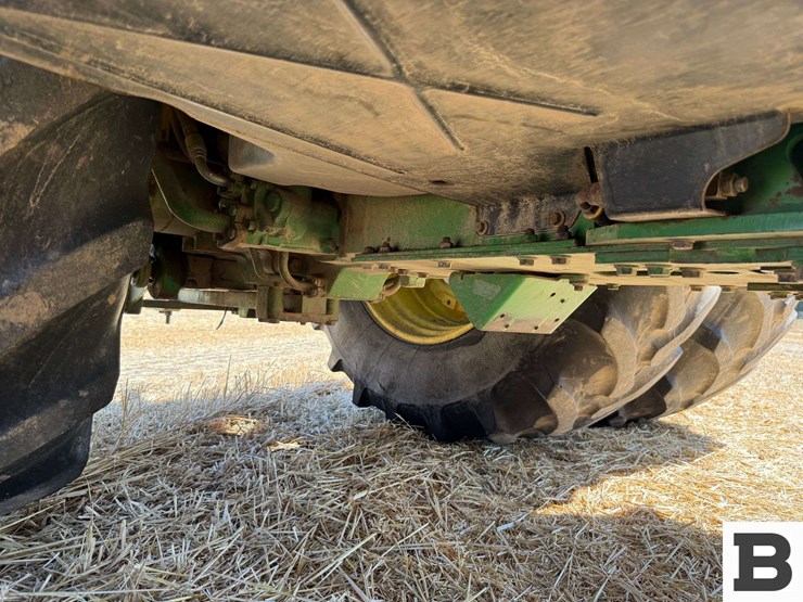 2001-john-deere-8110-image-48
