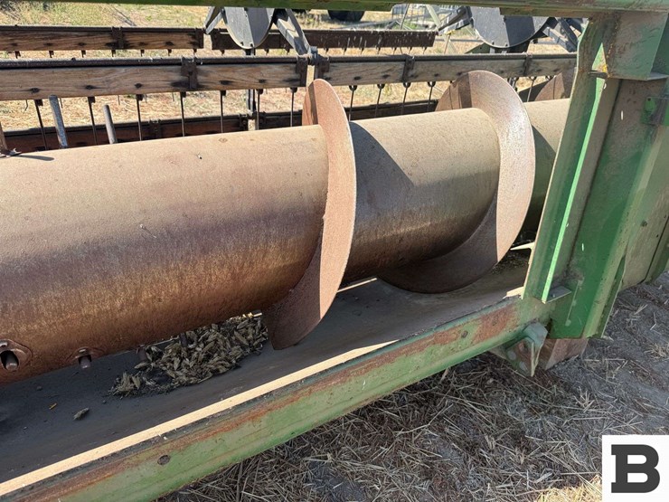 john-deere-14-image-21