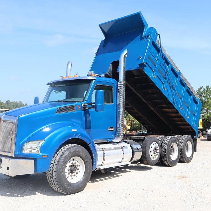 2015 KENWORTH T880