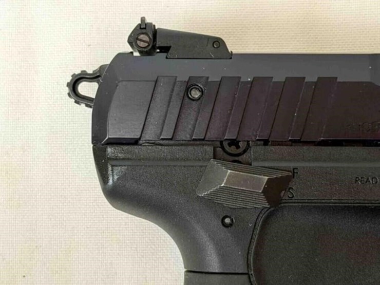 ruger-sr-22p-22lr-pistol-image-15