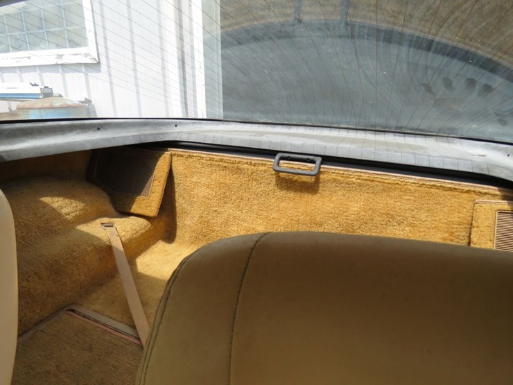 1979-chevrolet-l-82-corvette-t-top-coupe-image-24