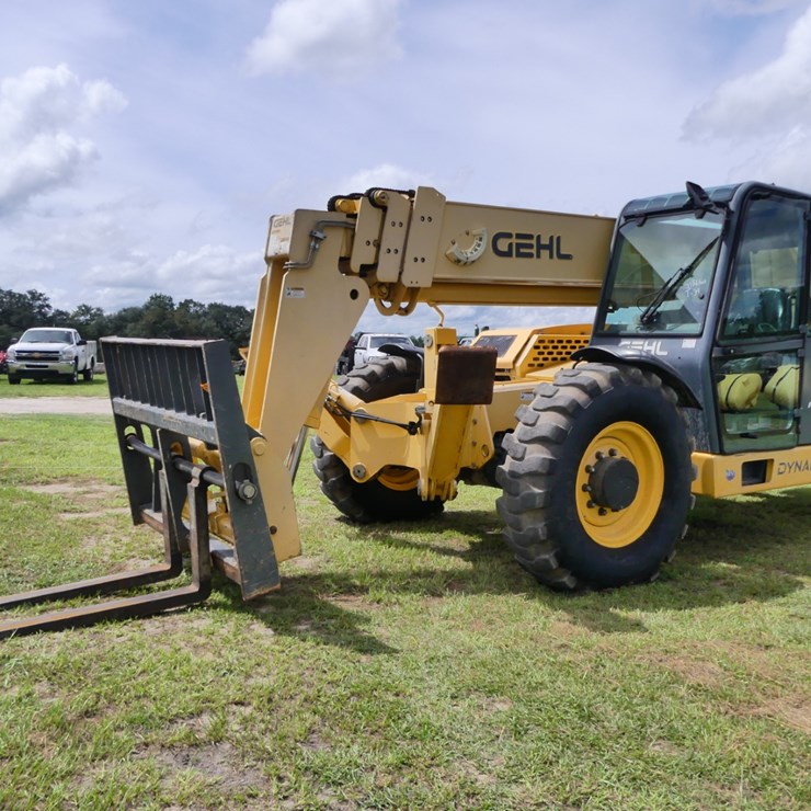2013 GEHL DL11