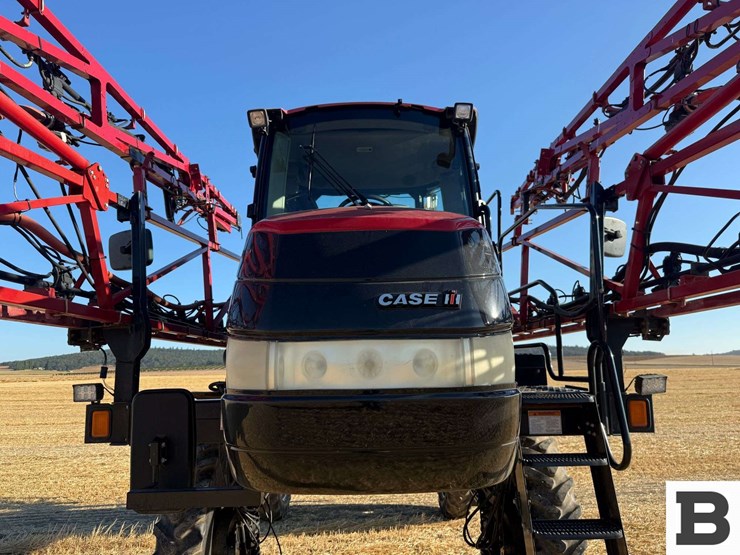 2018-case-ih-patriot-2250-image-10