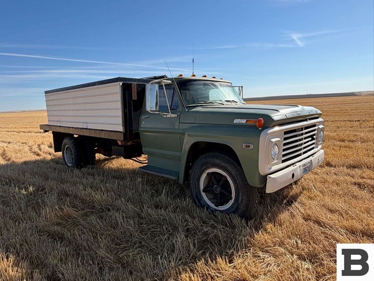 1971-ford-f700-image-9