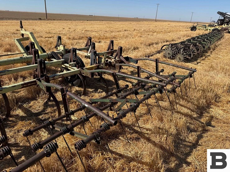 calkins-40'-field-cultivator-image-23