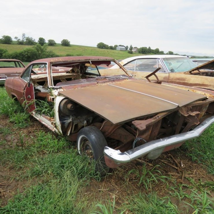 1965 Chevrolet Impala 2dr HT