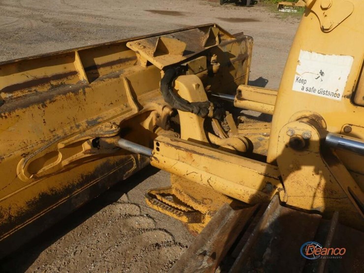 2007-komatsu-d51px-22-image-6