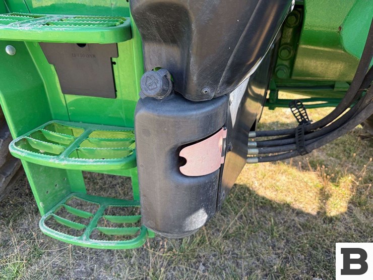 2016-john-deere-6155r-image-56