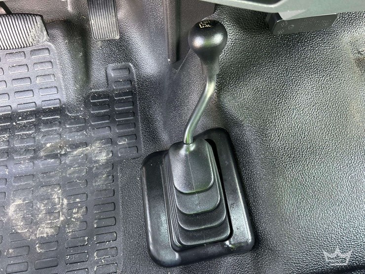 2012-ford-f550-image-25
