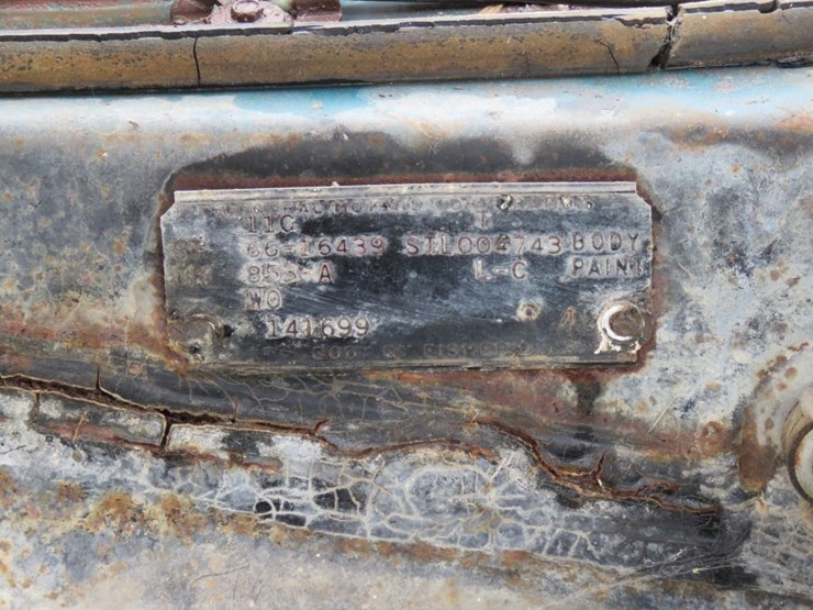 1966-chevrolet-impala-4dr-sedan-image-12