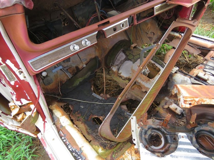 1965-chevrolet-impala-2dr-ht-image-10