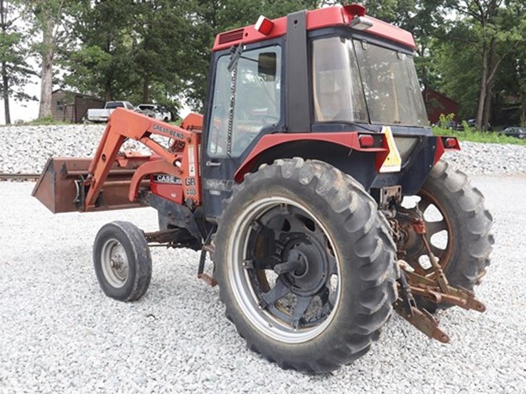 1986-case-ih-685xl-image-3