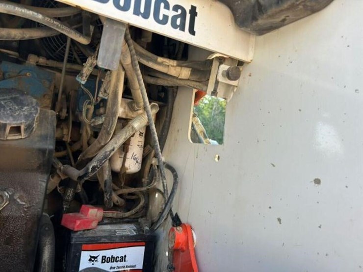 2019-bobcat-mt85-image-13