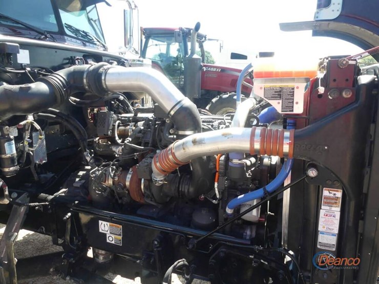 2024-peterbilt-389-image-33