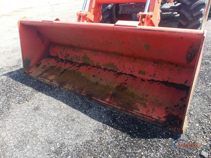 2018-kubota-m6s-111shd-image-21
