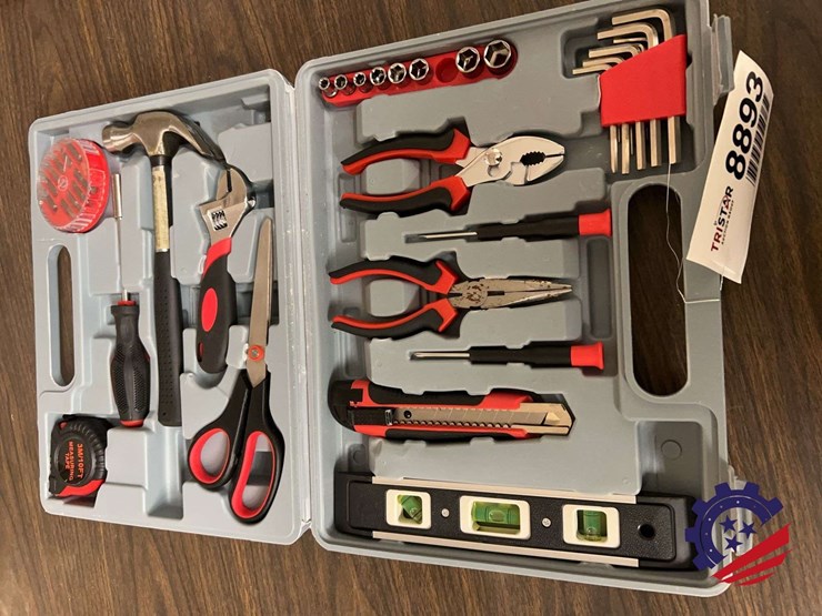 comprehensive-25-piece-hand-tool-kit-in-plastic-carry-case-image-2