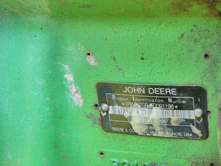 2014-john-deere-8370r-image-21