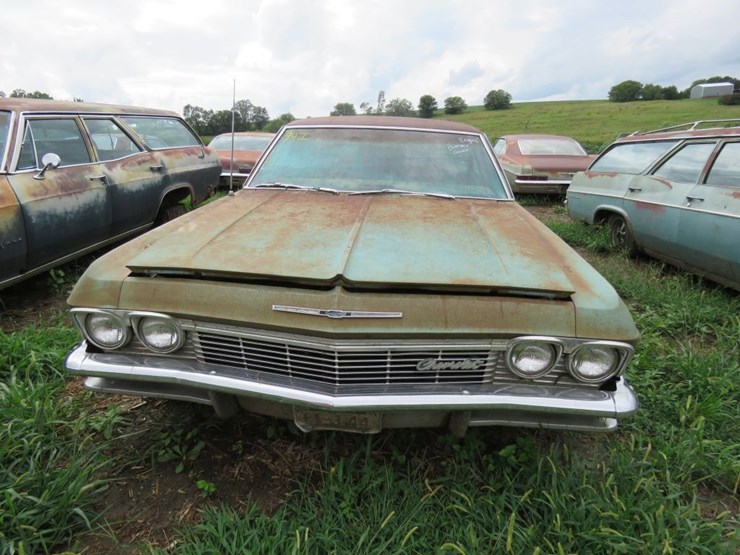 1965-chevrolet-belair-4dr-wagon-image-2