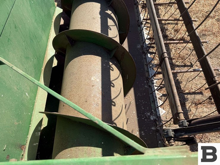 john-deere-14-image-25