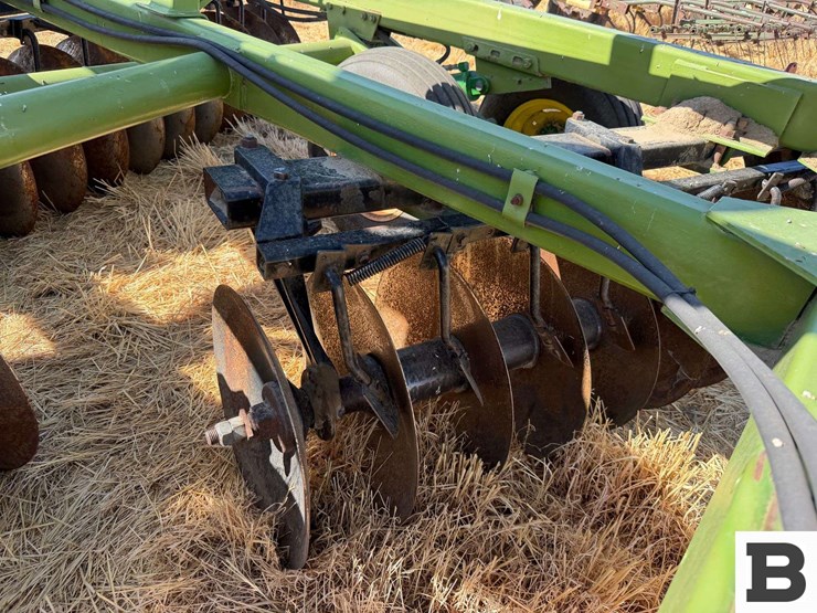 john-deere-twin-offset-disc-image-33