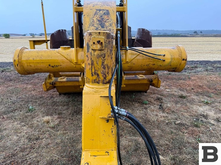 caterpillar-60-image-18