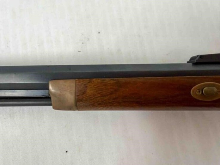 thompson-muzzleloader-50cal-rifle-image-17