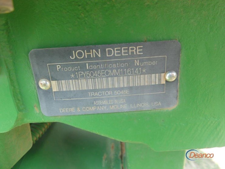2021-john-deere-5045e-image-9