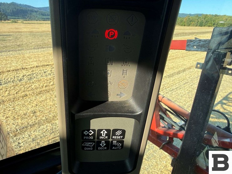 2018-case-ih-patriot-2250-image-66