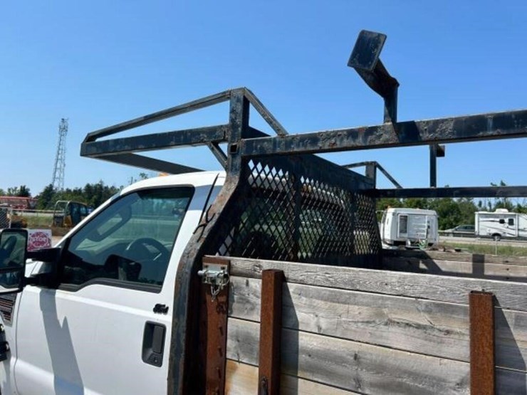 2009-ford-f550-image-47