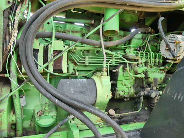 john-deere-4440-image-11