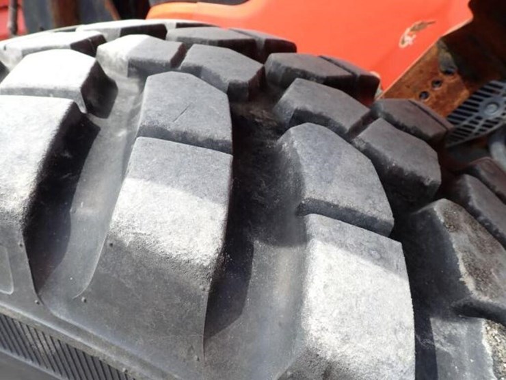 2021-kubota-m4-071-image-76
