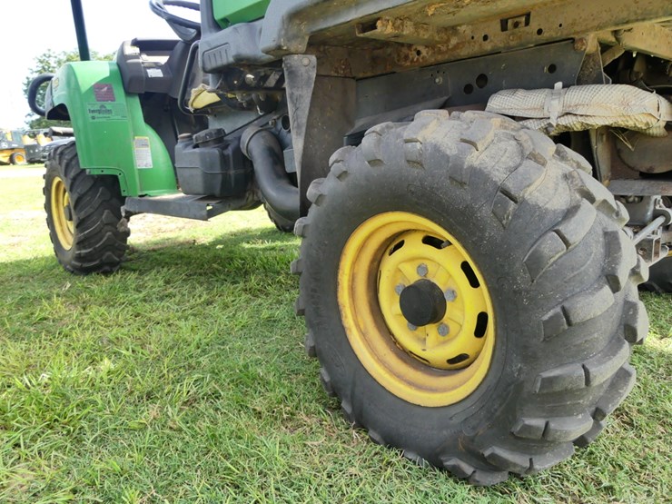 john-deere-825i-xuv-image-5