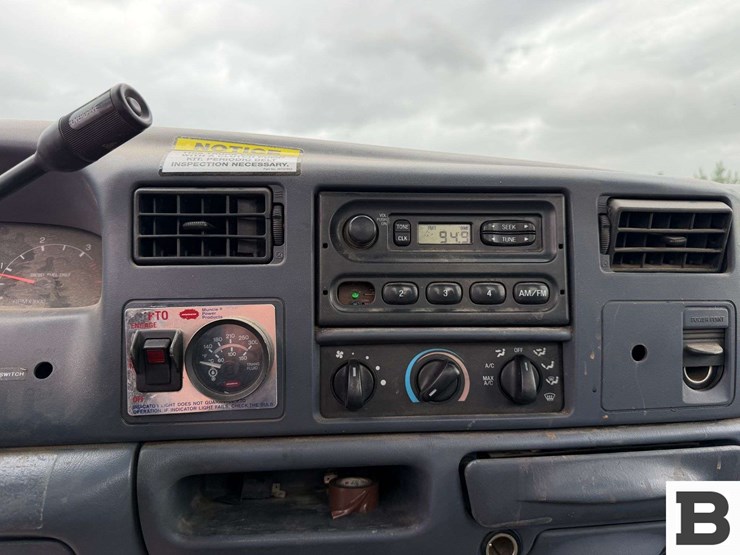1999-ford-f450-image-44
