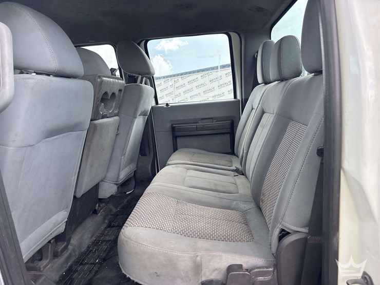 2013-ford-f450-image-17