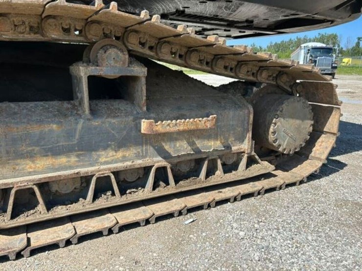 2012-volvo-fc2421c-image-78