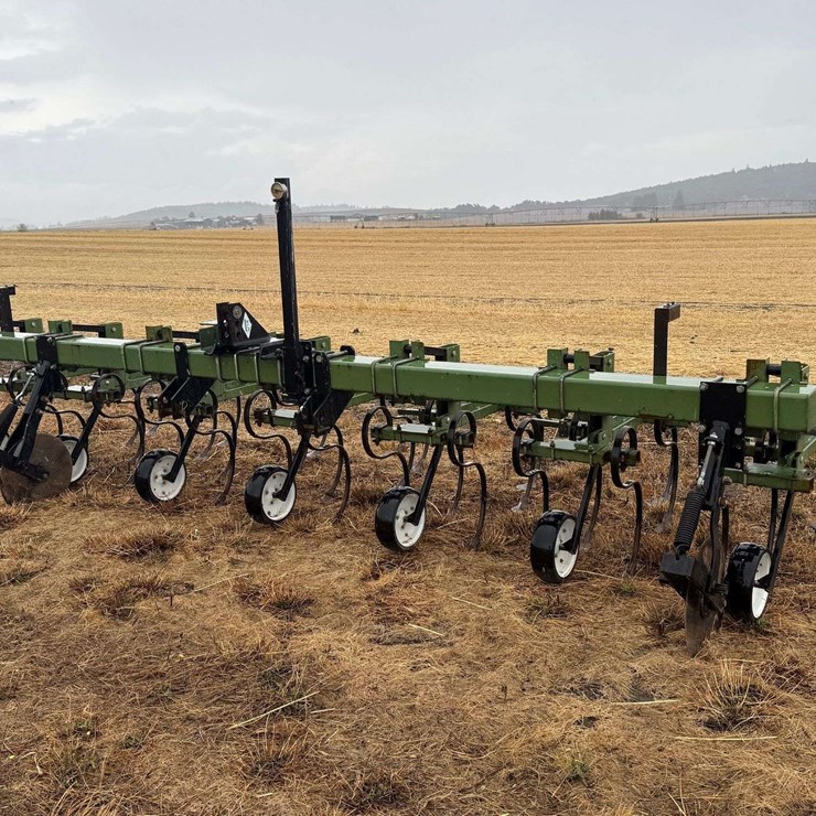 Lorenz Row Crop Cultivator 16'