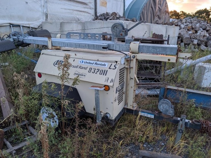 ingersoll-rand-light-tower-image-1
