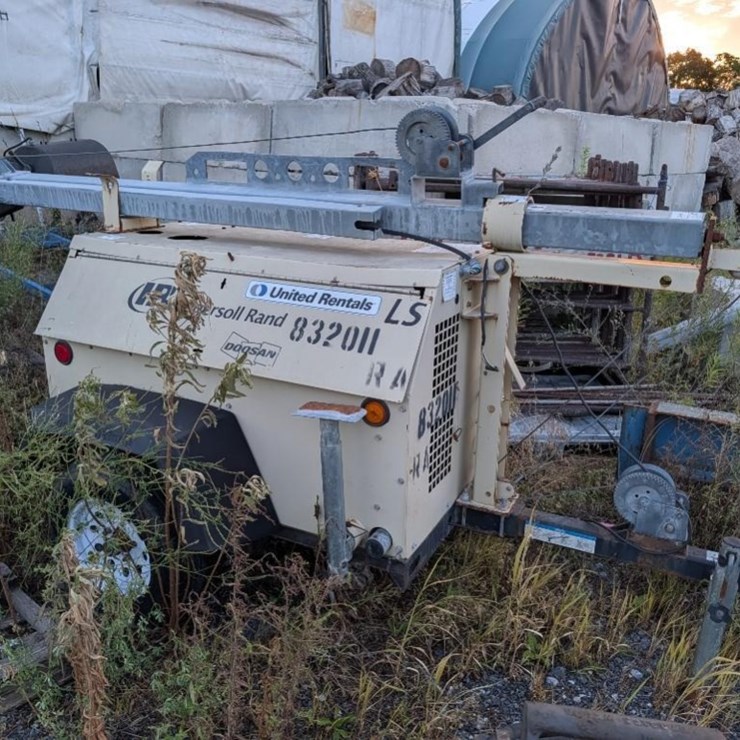 INGERSOLL-RAND LIGHT TOWER