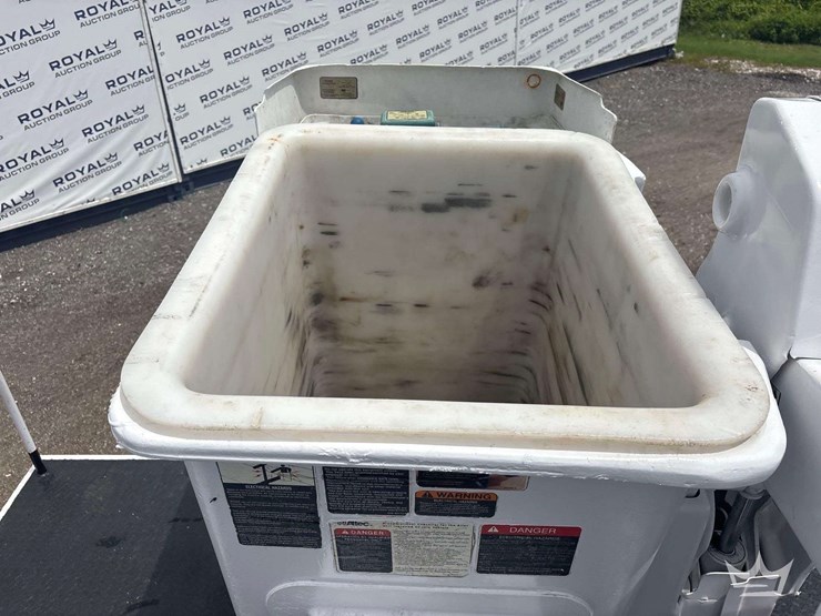 2011-altec-at37g-image-22